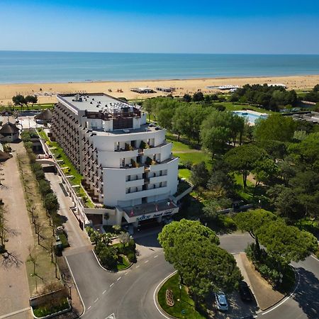 Savoy Beach Hotel & Thermal Spa Μπιμπιόνε Εξωτερικό φωτογραφία Aerial view of the hotel