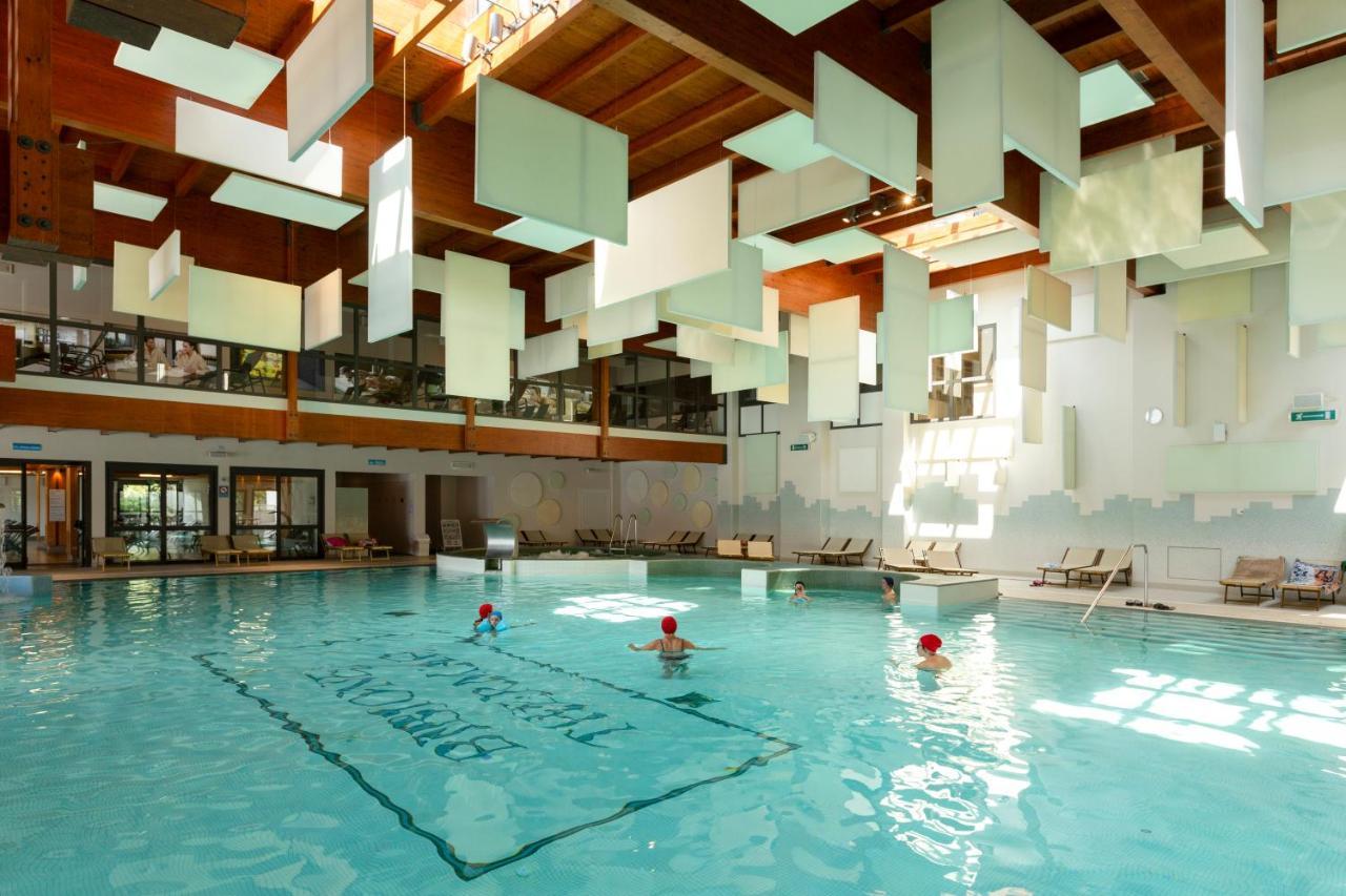 Savoy Beach Hotel & Thermal Spa Μπιμπιόνε Εξωτερικό φωτογραφία The swimming pool