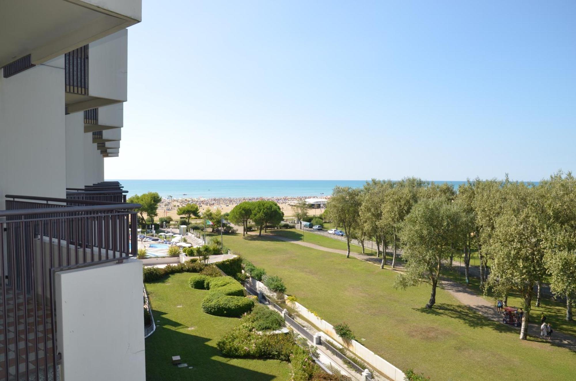 Savoy Beach Hotel & Thermal Spa Μπιμπιόνε Εξωτερικό φωτογραφία