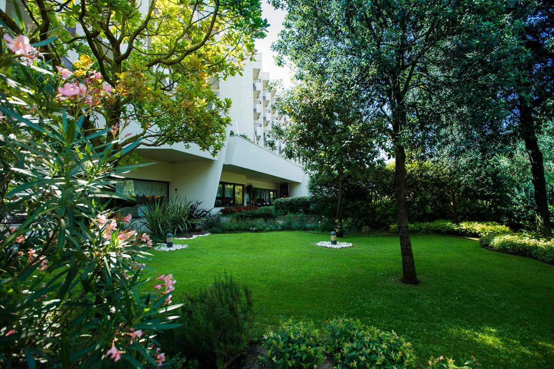 Savoy Beach Hotel & Thermal Spa Μπιμπιόνε Εξωτερικό φωτογραφία Villa E-1027