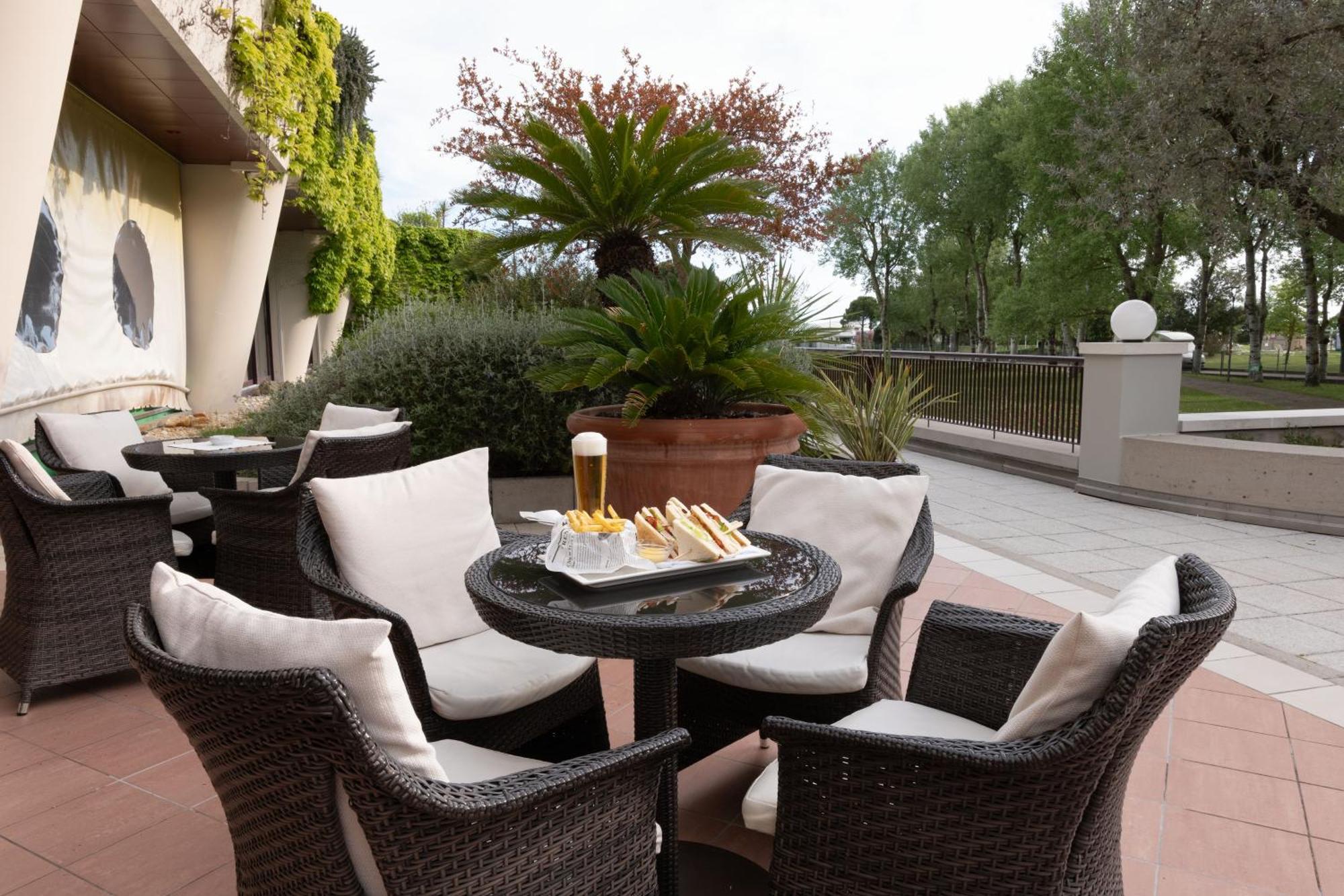 Savoy Beach Hotel & Thermal Spa Μπιμπιόνε Εξωτερικό φωτογραφία The Terrace